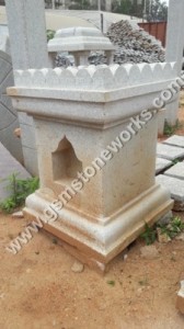 Thulasi pot or Brindavan (4)